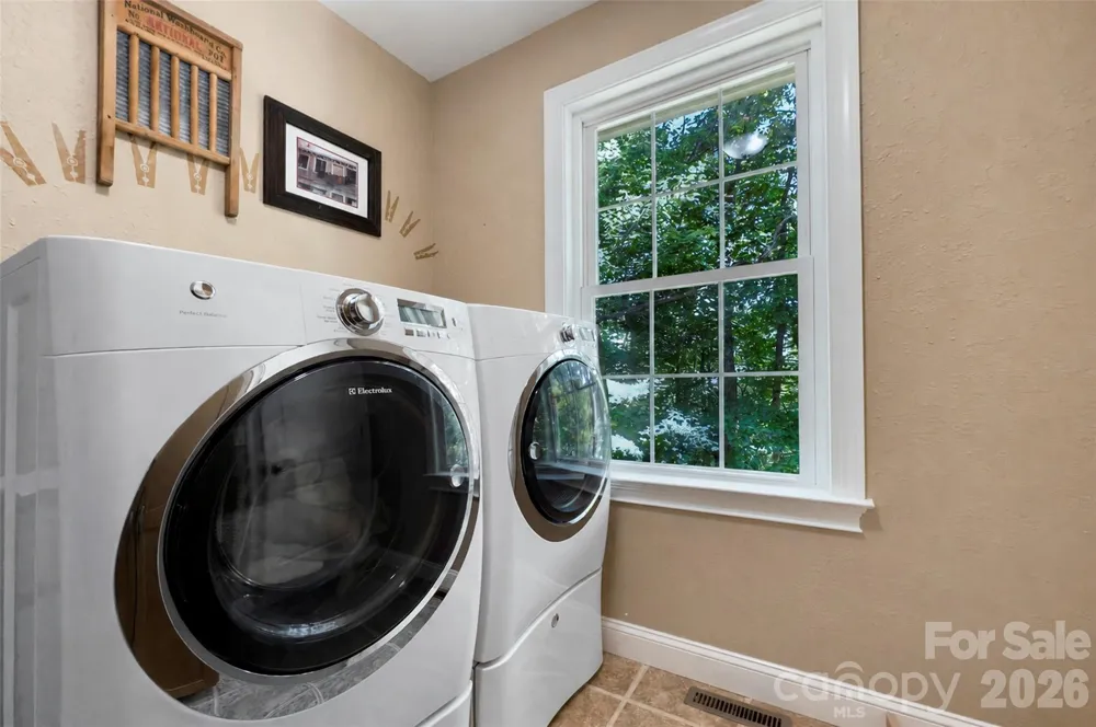 98 Soapstone Creek Drive Arden, NC 28704