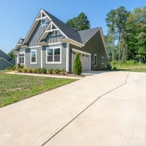 3216 Timber Run Lane Maiden, NC 28650