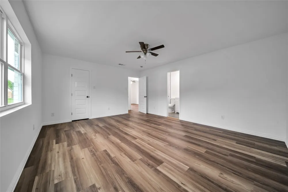 2009 Clark Trail Grand Prairie, TX 75052