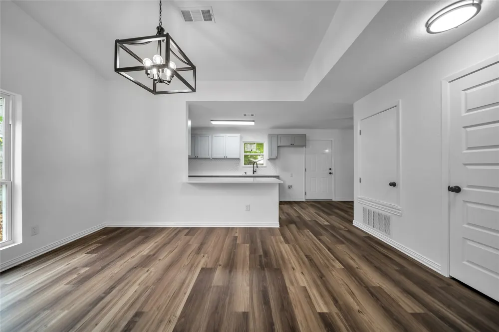 2009 Clark Trail Grand Prairie, TX 75052