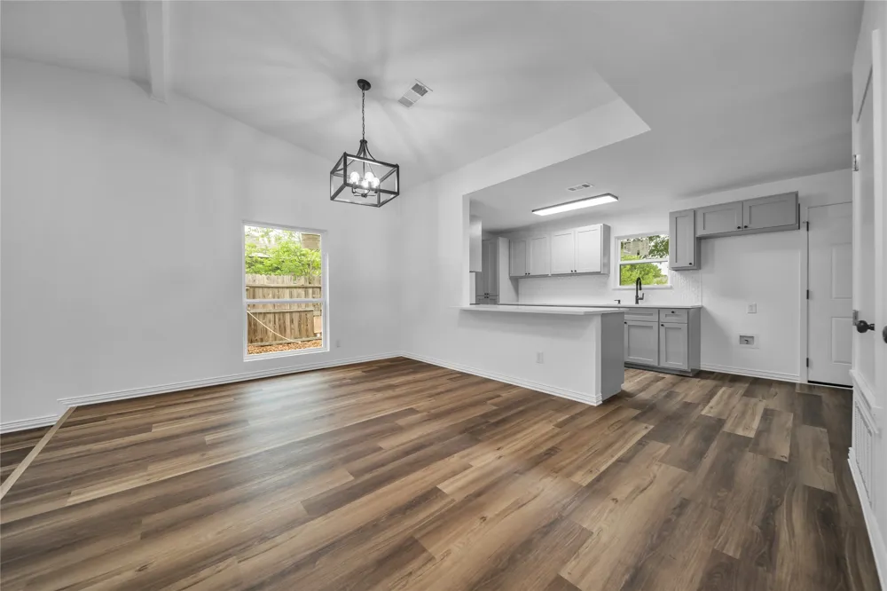 2009 Clark Trail Grand Prairie, TX 75052