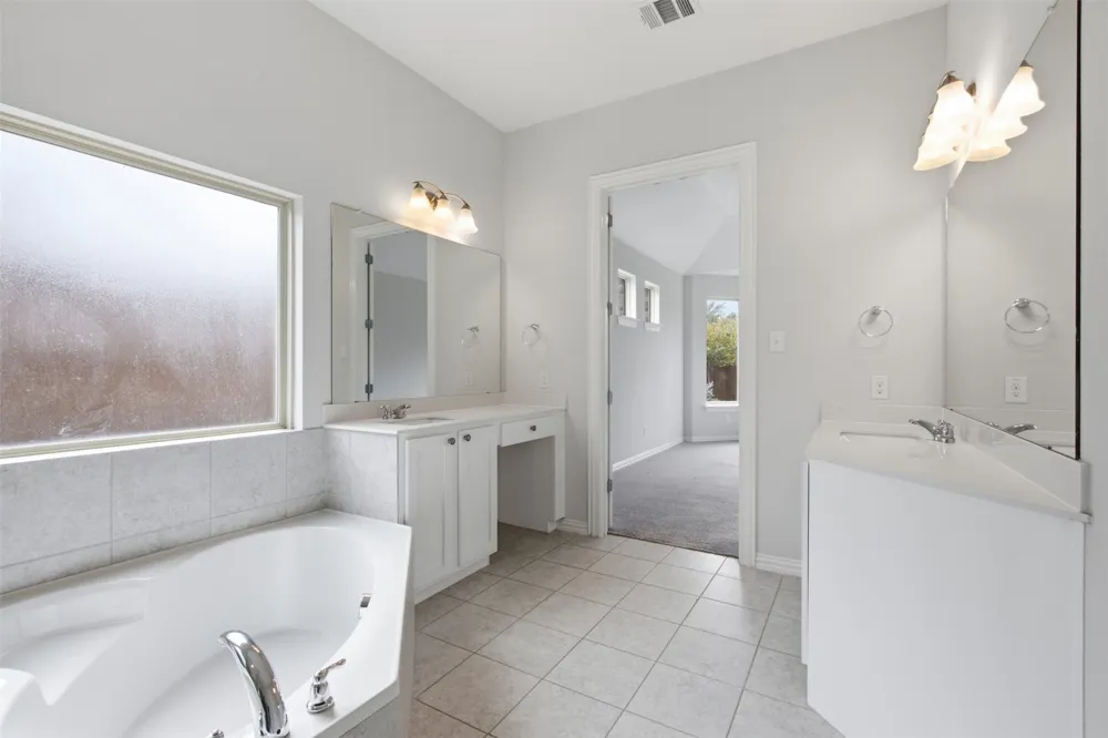 1121 Spanish Dove Drive Little Elm, TX 75068