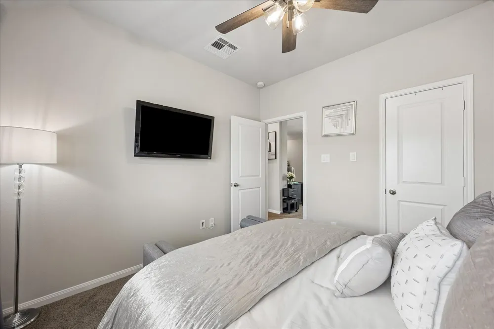 3718 Amoroso Drive Iowa Colony, TX 77583