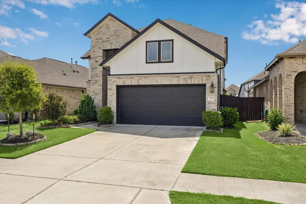 3718 Amoroso Drive Iowa Colony, TX 77583