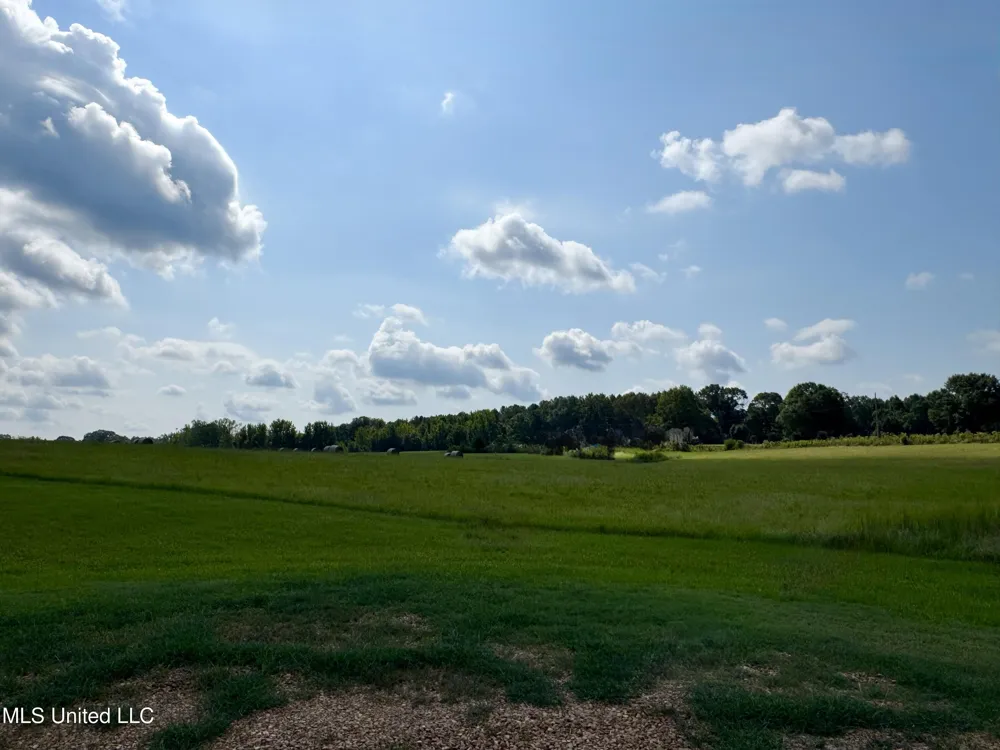 R1 Old Hwy 16 Benton, MS 39039
