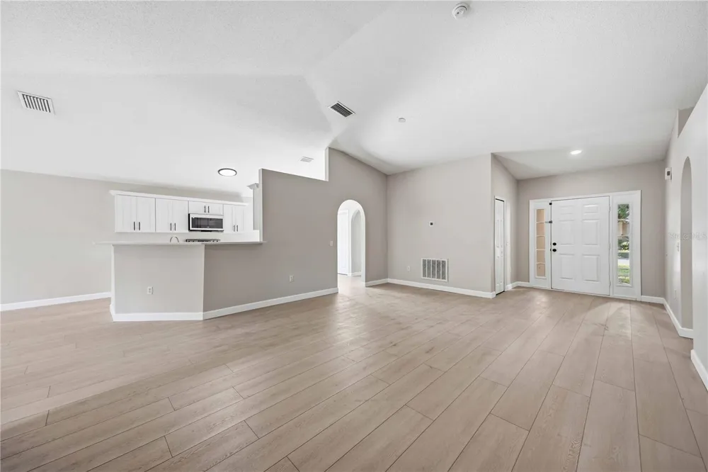 3947 WARBLER DRIVE Winter Haven, FL 33880