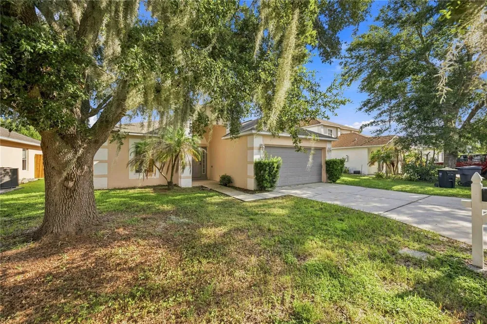 3947 WARBLER DRIVE Winter Haven, FL 33880