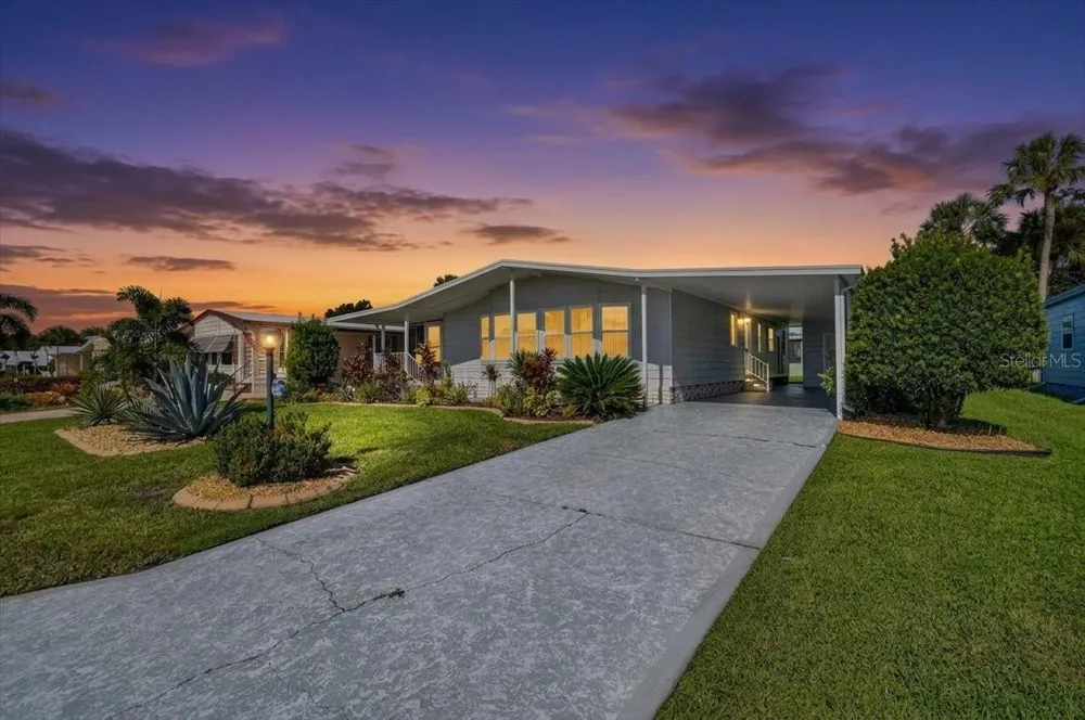 8534 IMPERIAL CIRCLE Palmetto, FL 34221