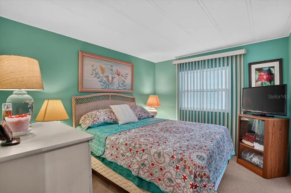8534 IMPERIAL CIRCLE Palmetto, FL 34221