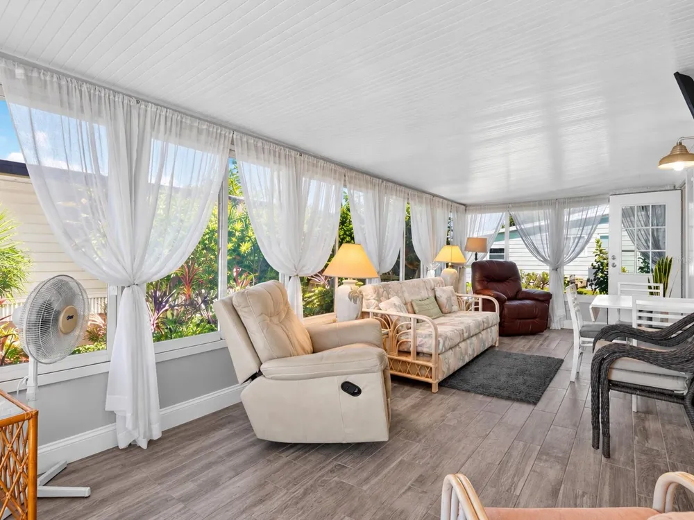 8534 IMPERIAL CIRCLE Palmetto, FL 34221