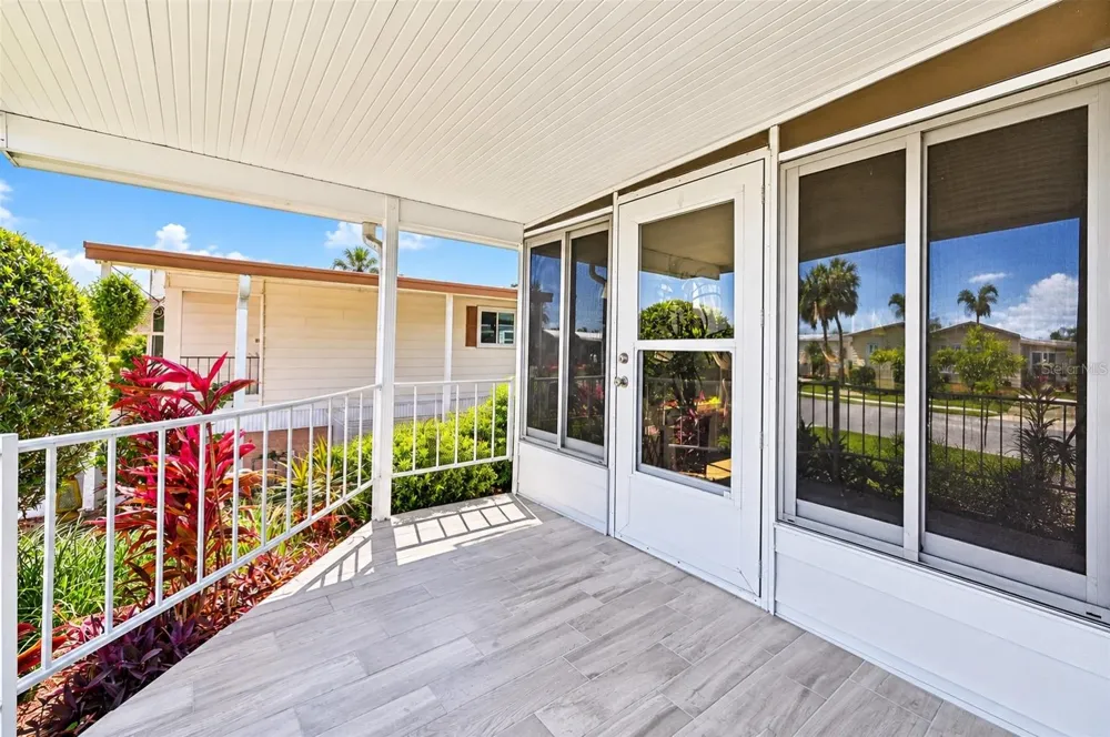 8534 IMPERIAL CIRCLE Palmetto, FL 34221