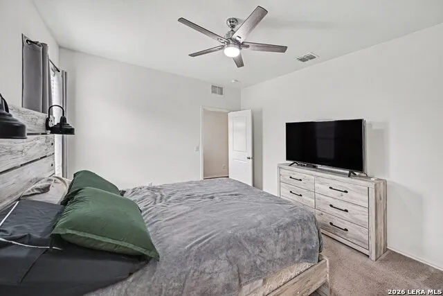 13522 Sunrise Mdw St Hedwig, TX 78152