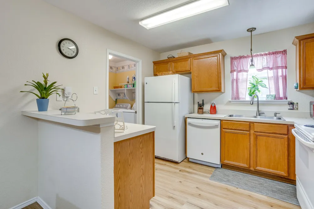 161 Adams Drive Crowley, TX 76036