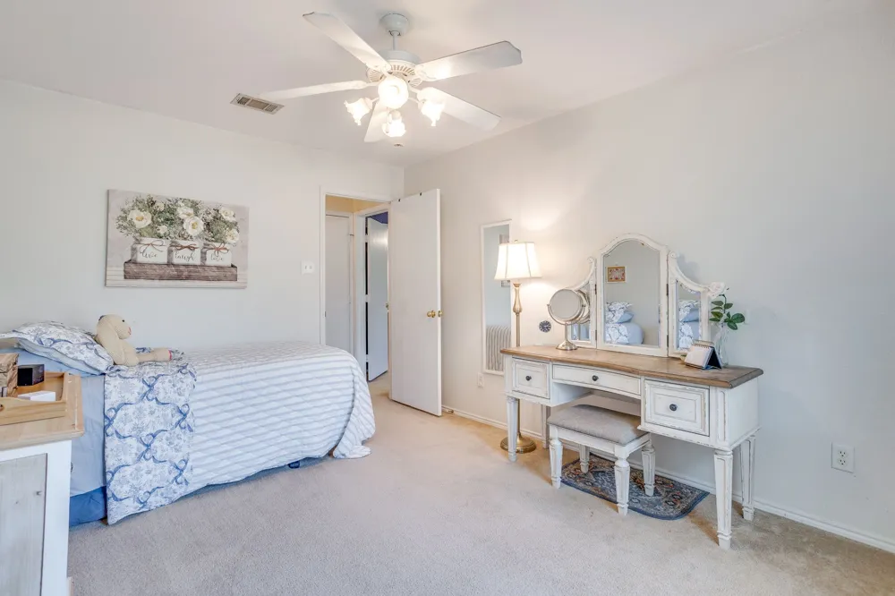 161 Adams Drive Crowley, TX 76036