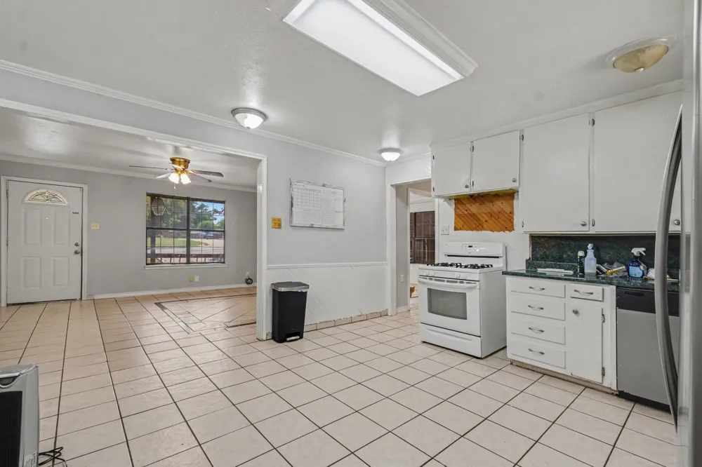145 Imperial Drive Denison, TX 75020