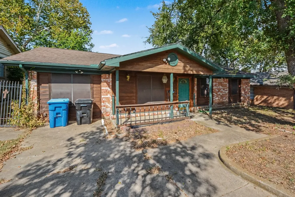 145 Imperial Drive Denison, TX 75020
