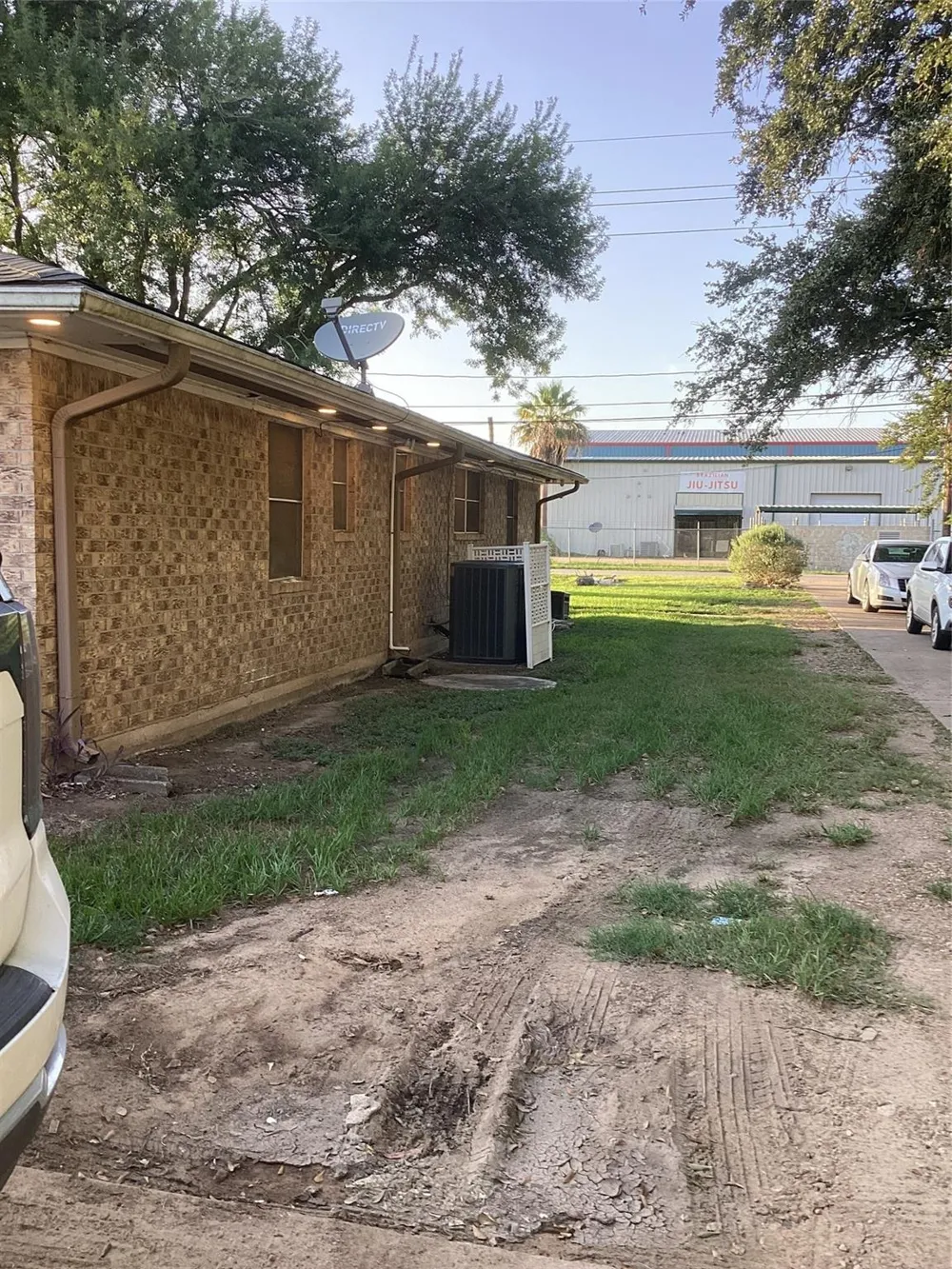114 E Palm Street Fresno, TX 77545