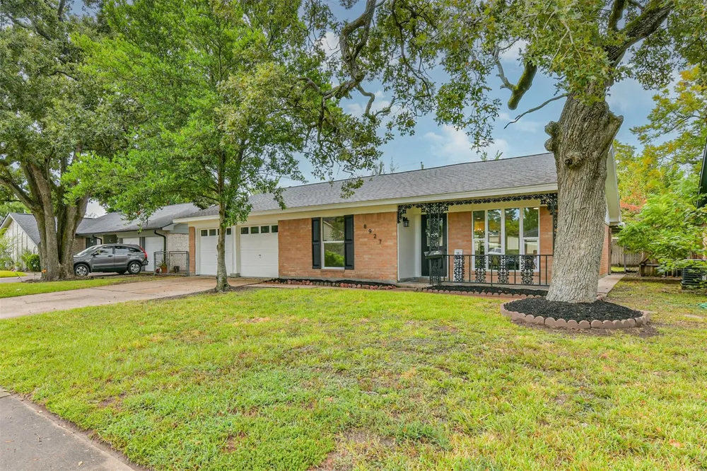 8927 Alcott Drive Houston, TX 77080