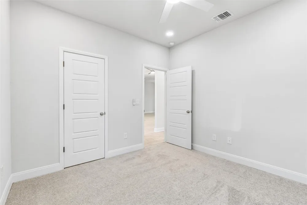706 S Brownleaf Street San Antonio, TX 78227