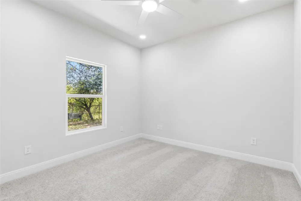 706 S Brownleaf Street San Antonio, TX 78227