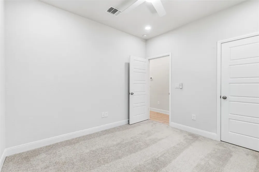 706 S Brownleaf Street San Antonio, TX 78227