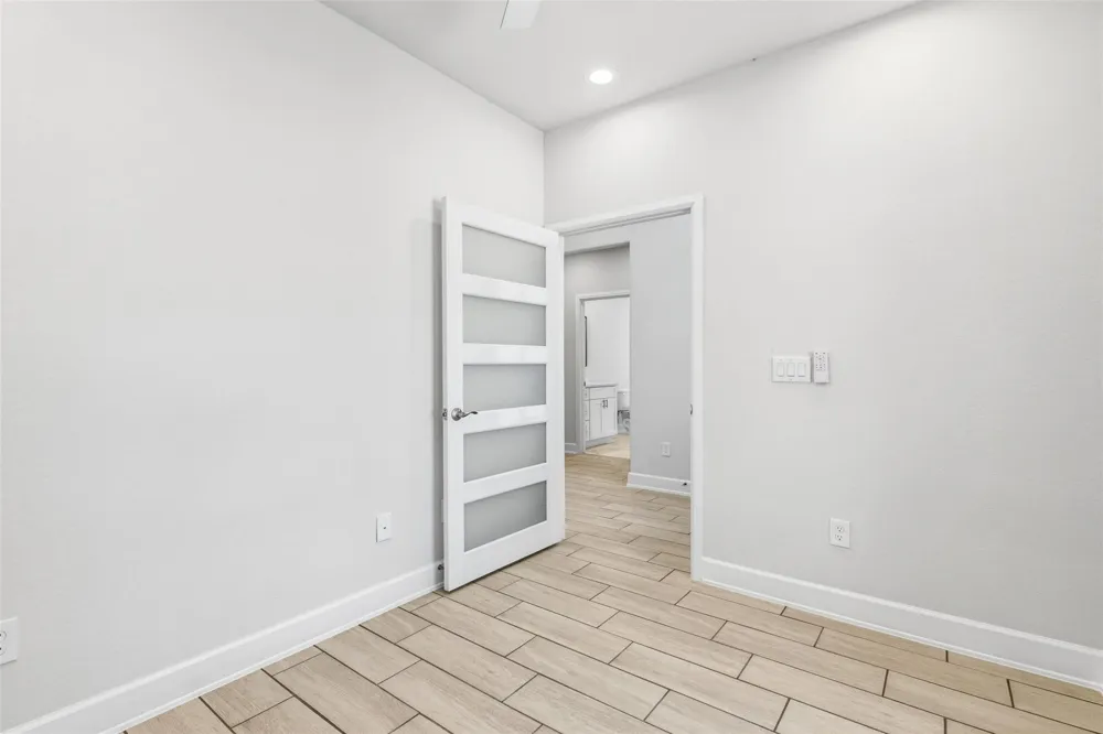 706 S Brownleaf Street San Antonio, TX 78227