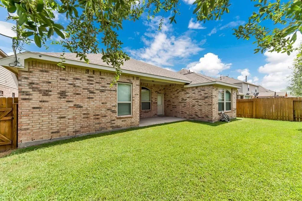 6114 Brookmall Katy, TX 77494