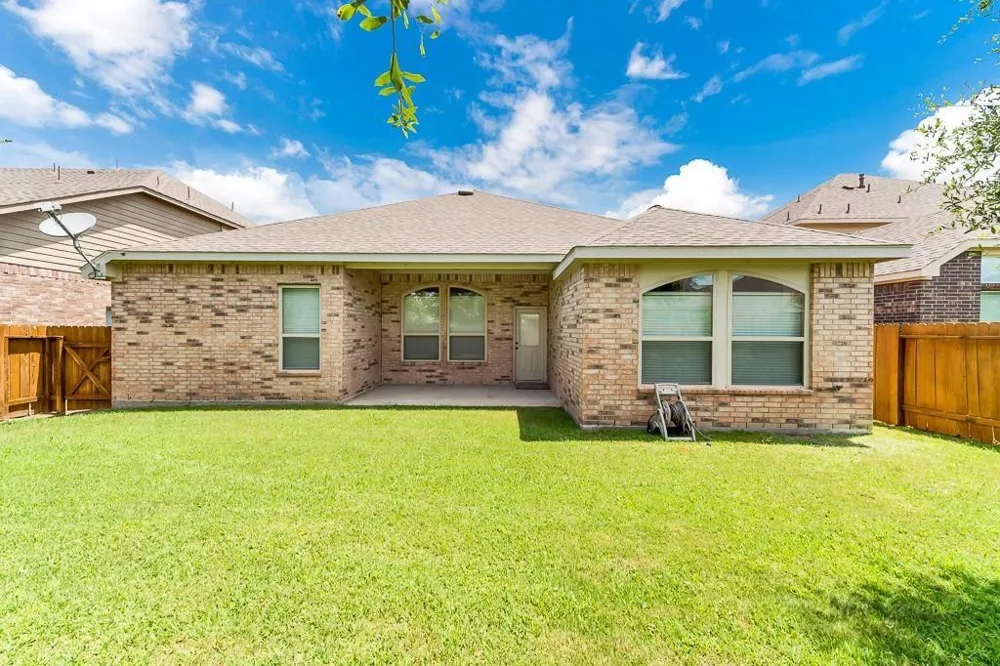 6114 Brookmall Katy, TX 77494