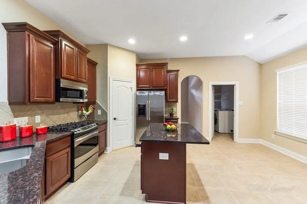 6114 Brookmall Katy, TX 77494