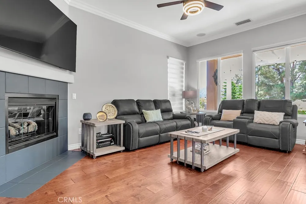 9251 Hughes Corona, CA 92883