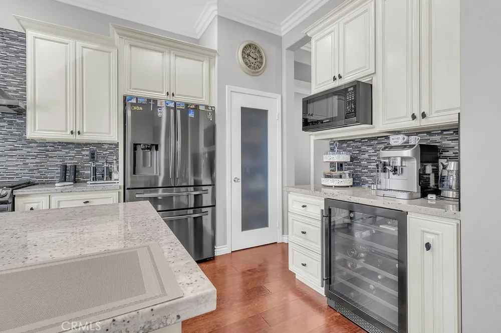 9251 Hughes Corona, CA 92883