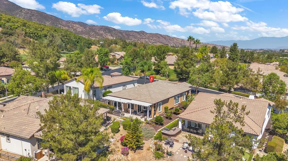 9251 Hughes Corona, CA 92883