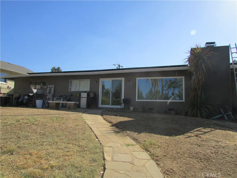 1407 Pacific Street Redlands, CA 92373
