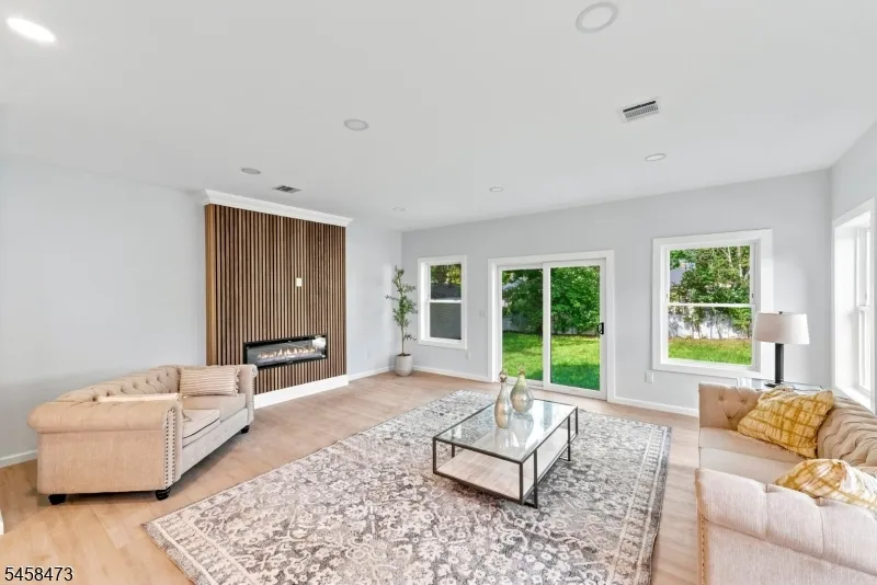 139 Main St Franklin, NJ 07416