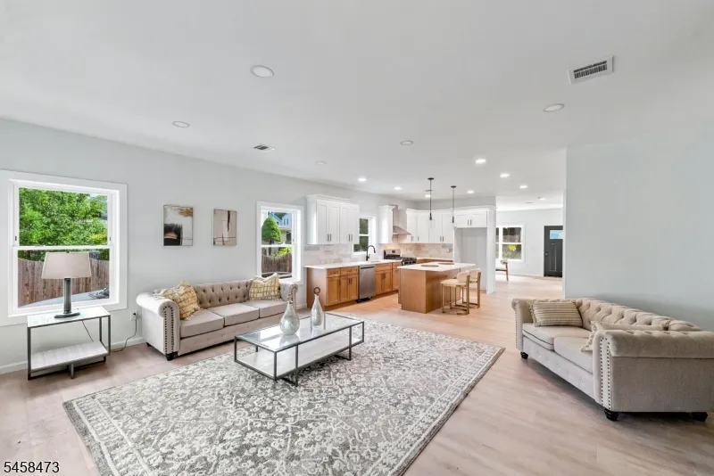 139 Main St Franklin, NJ 07416