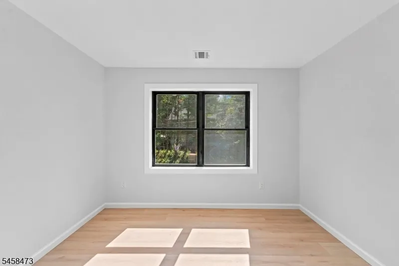139 Main St Franklin, NJ 07416