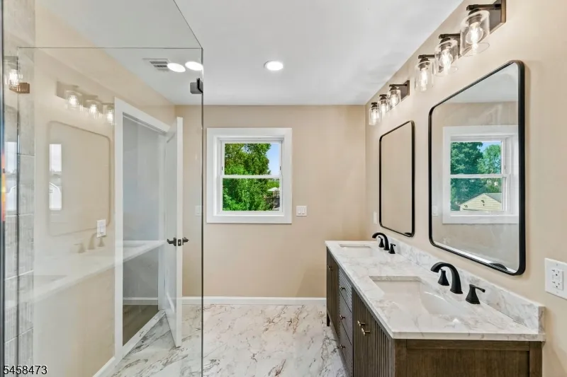 139 Main St Franklin, NJ 07416