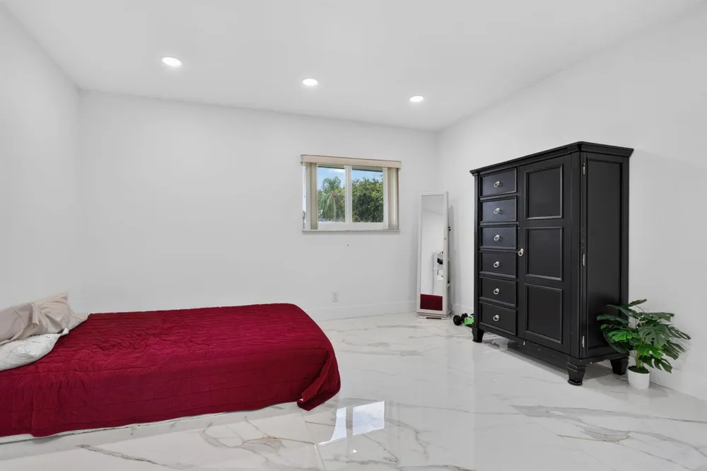 8404 W SAMPLE ROAD #230 Coral Springs, FL 33065