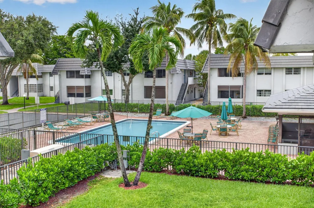 8404 W SAMPLE ROAD #230 Coral Springs, FL 33065