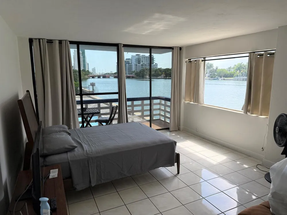 6484 INDIAN CREEK DRIVE #132 Miami Beach, FL 33141
