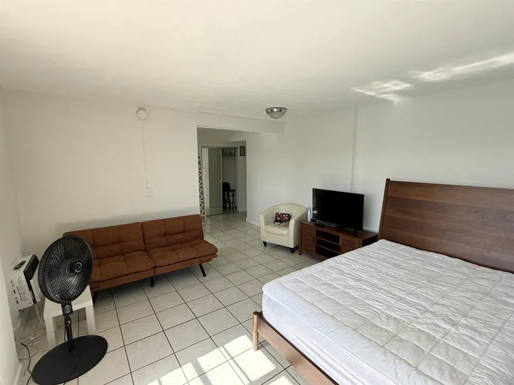 6484 INDIAN CREEK DRIVE #132 Miami Beach, FL 33141