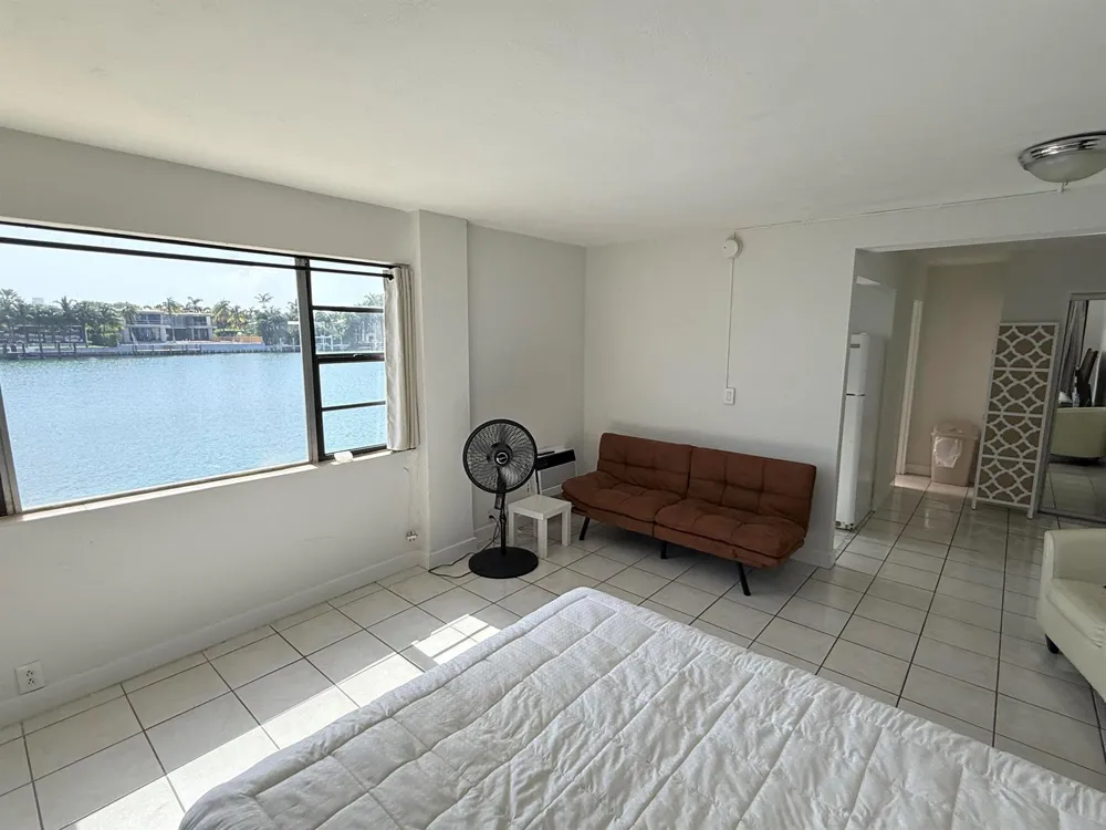 6484 INDIAN CREEK DRIVE #132 Miami Beach, FL 33141