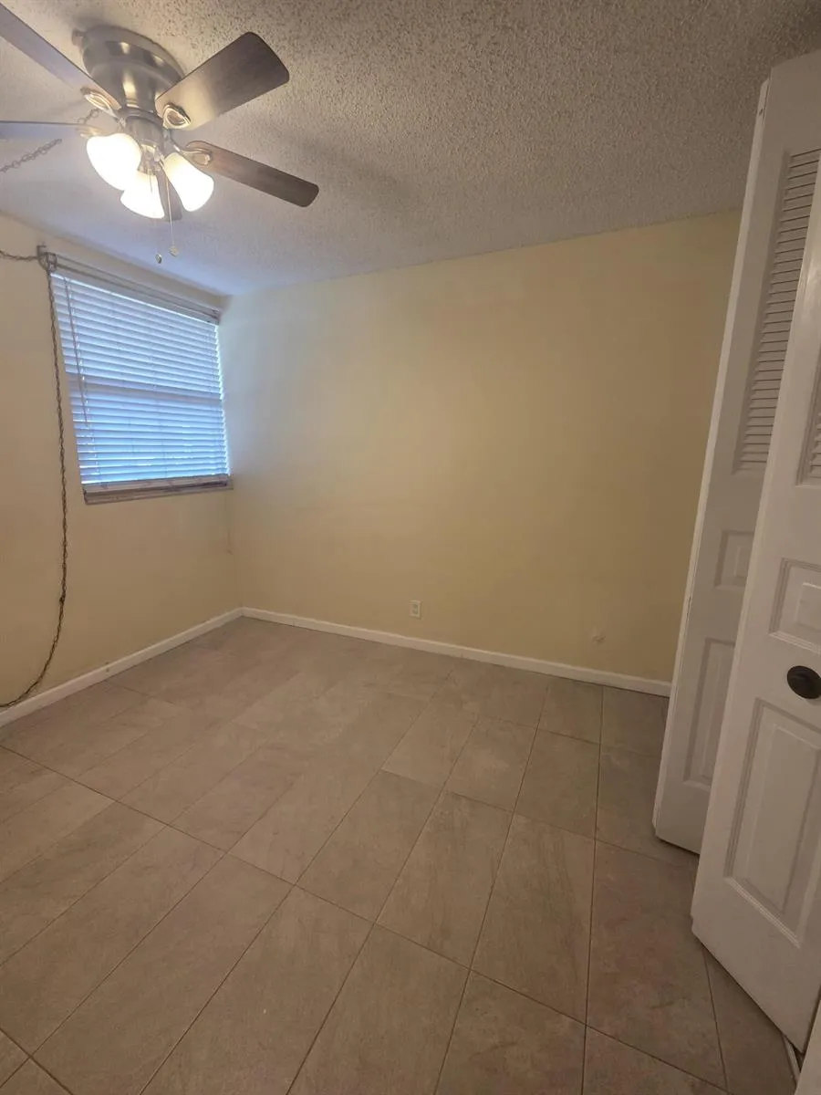 8419 Forest Hills Drive #105 Coral Springs, FL 33065
