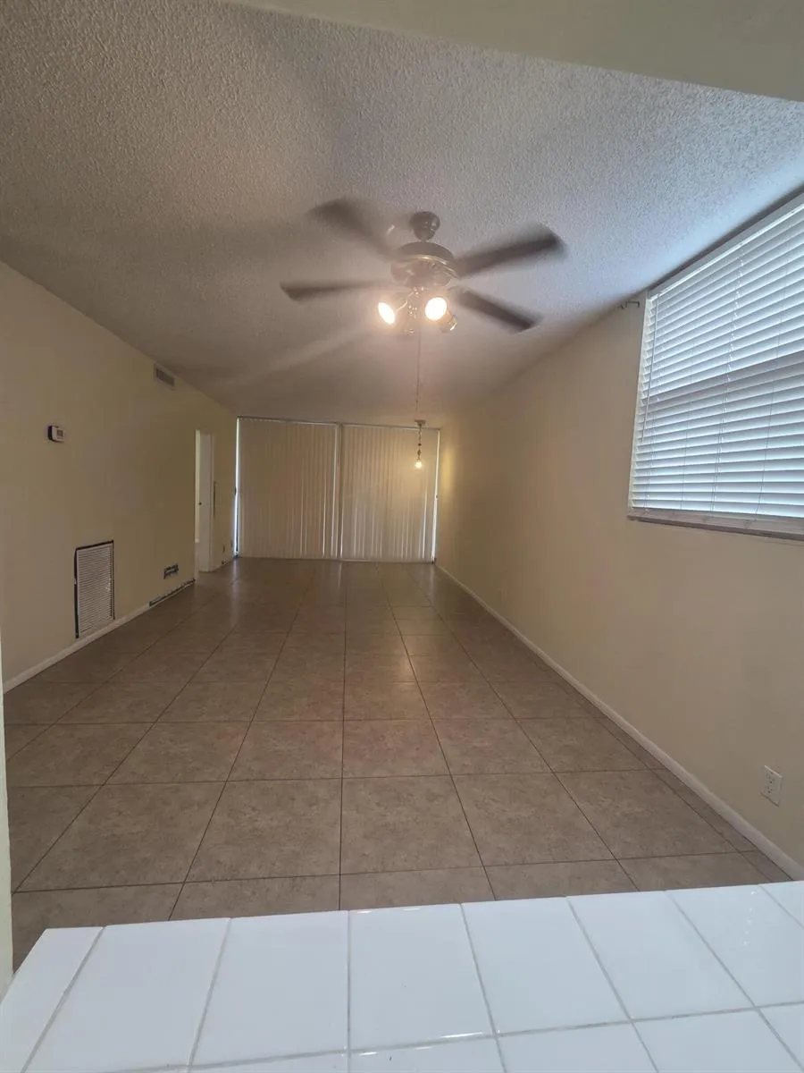8419 Forest Hills Drive #105 Coral Springs, FL 33065
