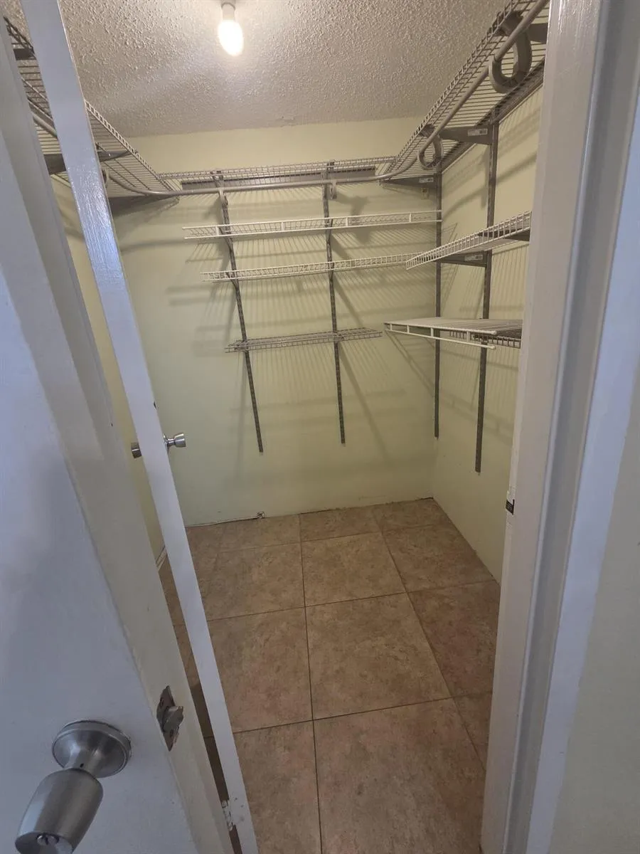 8419 Forest Hills Drive #105 Coral Springs, FL 33065