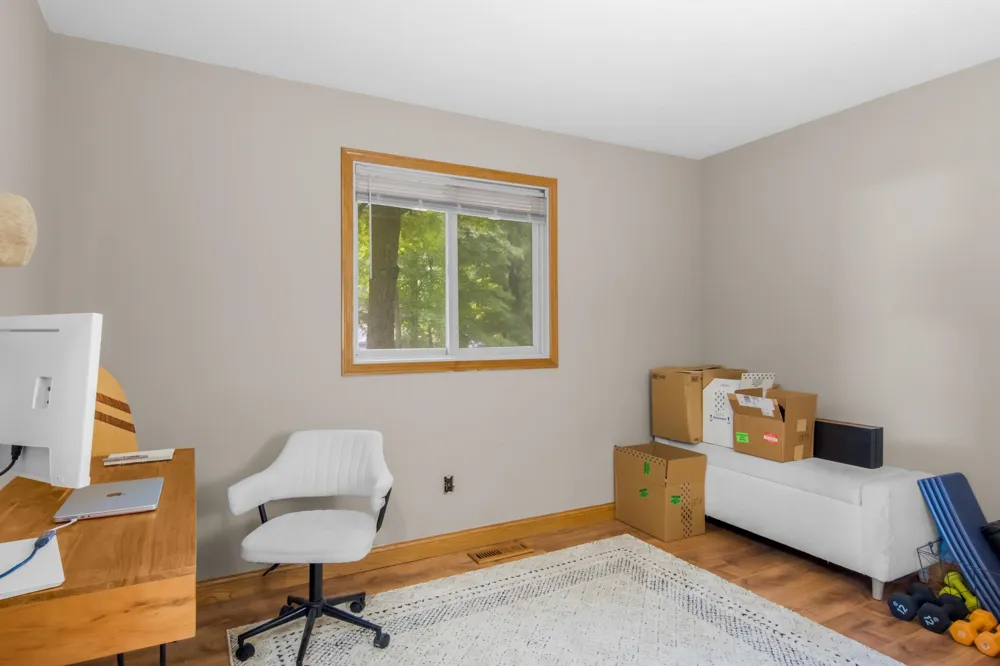 1746 Rasho Road East Bay Township, MI 49686