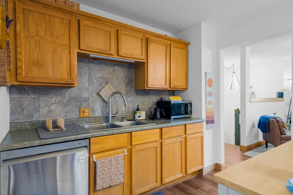 1746 Rasho Road East Bay Township, MI 49686