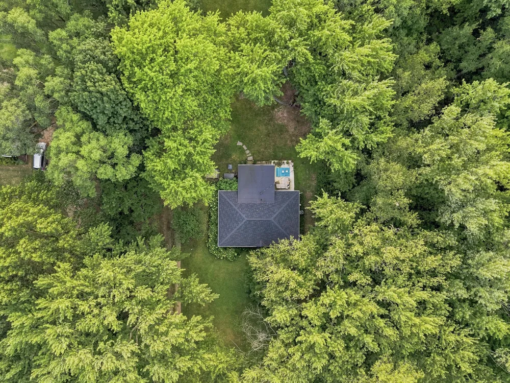 4292 Pier Road Hagar Township, MI 49022