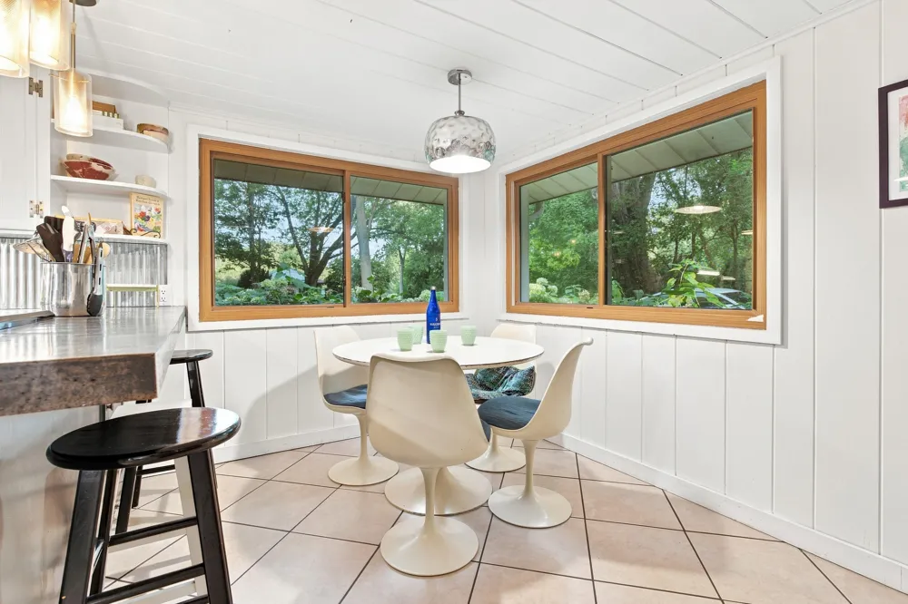 4292 Pier Road Hagar Township, MI 49022