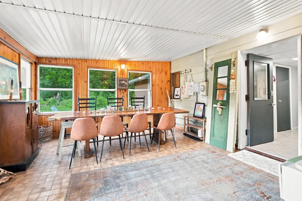 4292 Pier Road Hagar Township, MI 49022